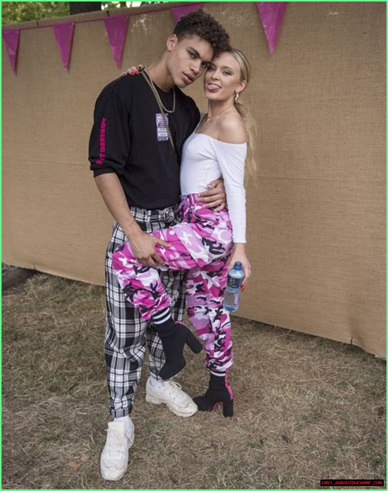 Zara Larsson's Boyfriends: A Journey Through Love And Relationships